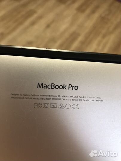 Apple MacBook Pro 13 2015 года 128gb,8RAM