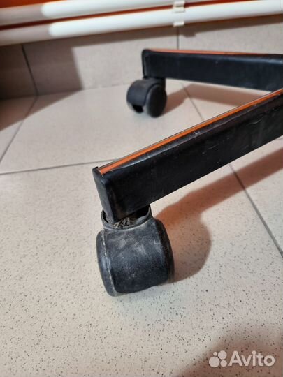 Компьютерное кресло бу