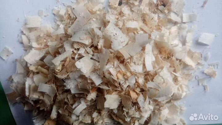 Древесная стружка опилки в брикетах