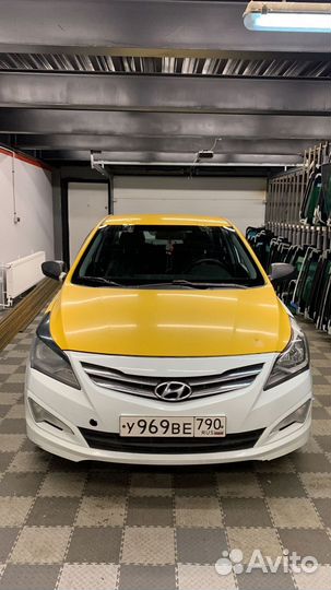 Лобовое стекло Киа Рио / Хендай Солярис