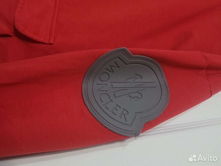 Спортивный костюм женский