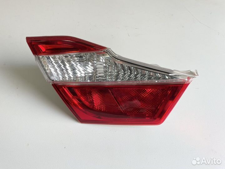 Фонарь багажника задний левый Toyota camry XV50