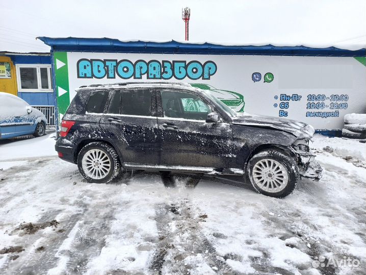 Пластик салона Mercedes Benz GLK 350 Отличное сост