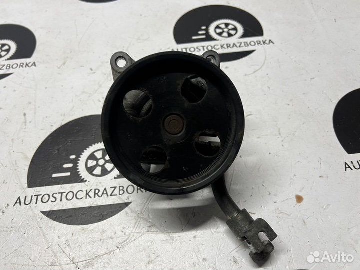 Насос гидроусилителя Mercedes-Benz X-Class W470