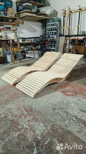 Шезлонг лежак деревянный