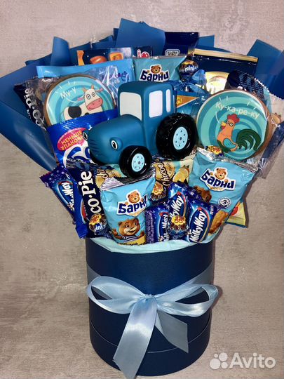 Сладкий подарок Синий трактор