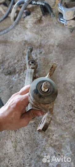 Rover 45 рычаги передние