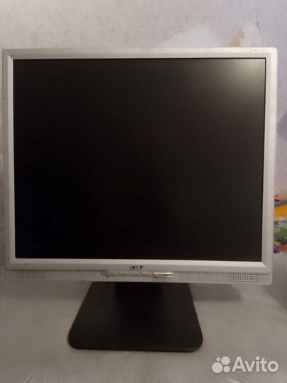 Монитор Samsung