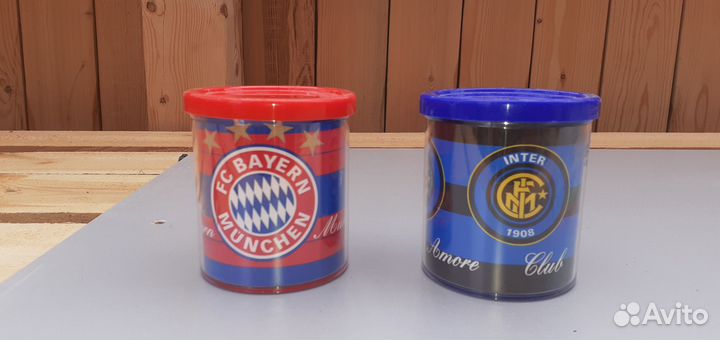 Кружки с футбольной атрибутикой