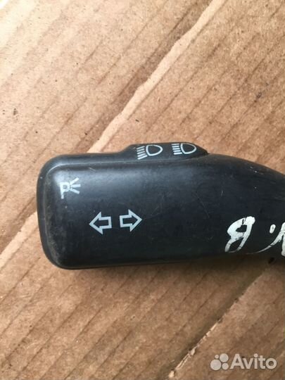 Переключатель поворотов 1C2953513 VW Beеtlе