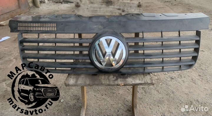Решетка радиатора Volkswagen multivan T5