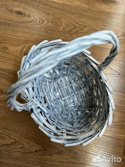 Корзина плетеная