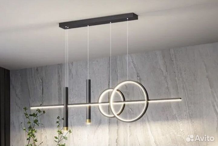 Люстра новая