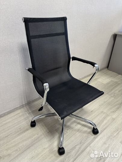 Компьютерное кресло