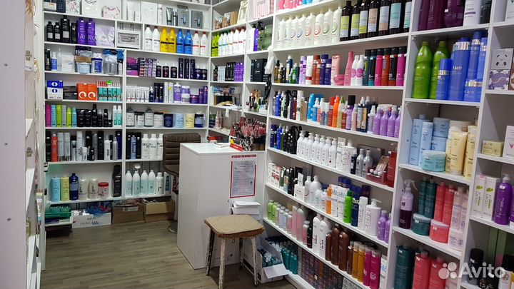 Продавец профессиональной косметики, парфюмерии