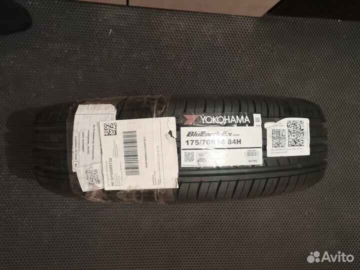 Yokohama BluEarth-ES ES32 175/70 R14 84H
