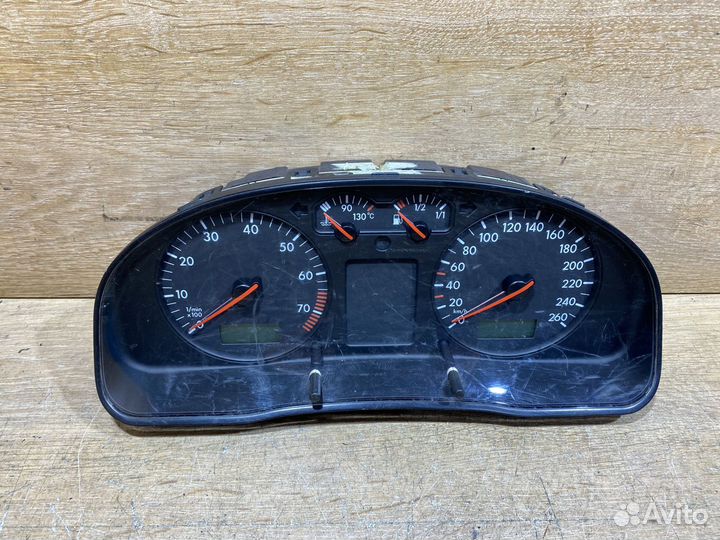 Панель приборов Volkswagen Passat B5 бензин 112326