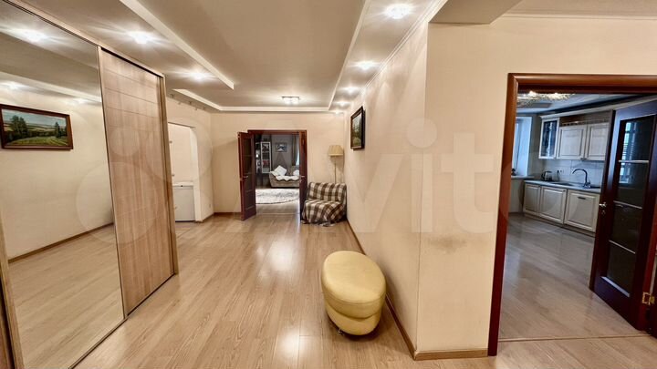 4-к. квартира, 181 м², 7/9 эт.