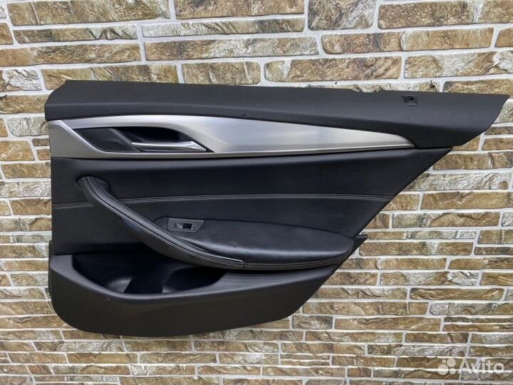 Обшивка боковой двери задняя правая Bmw 5-Series