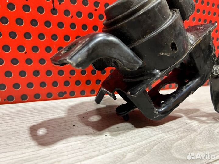 Подушка крепления двигателя Lexus Rx 4 450Н 2018