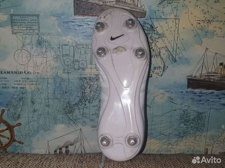 Футбольные бутсы nike mercurial