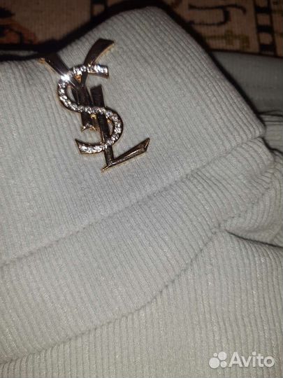 Костюм женский