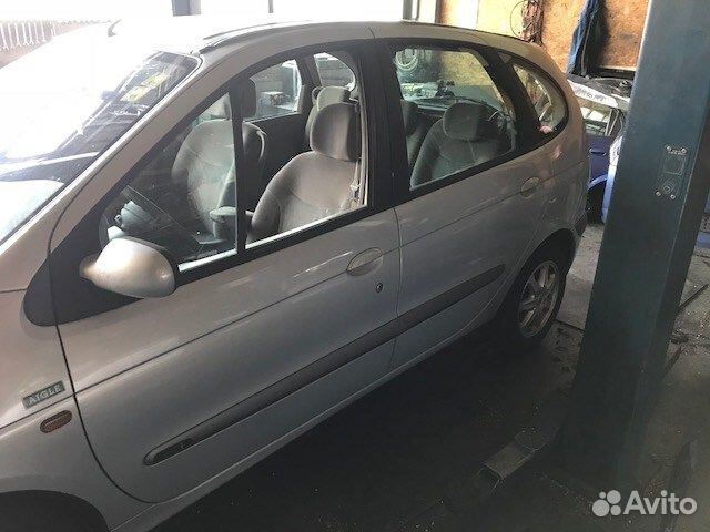 Разбор на запчасти Renault Scenic