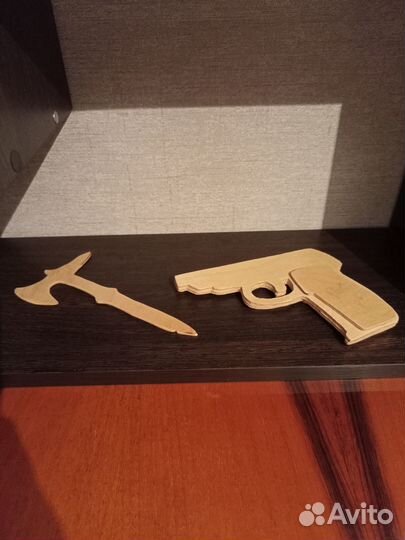 Фигурки из дерева ручной работы