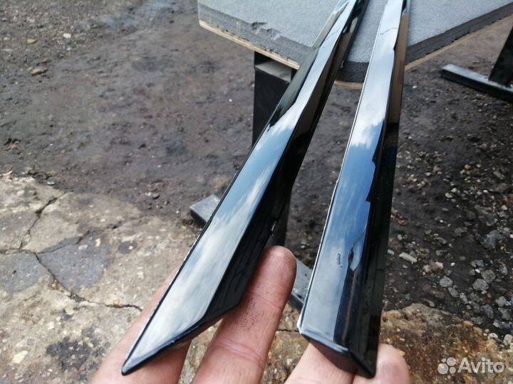 Молдинг стекла двери Range Rover Sport 2 L494