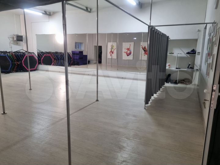 Торговая площадь, 816 м²