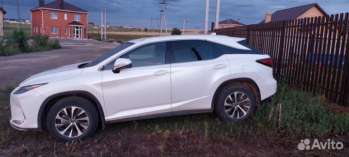 Lexus RX 2.0 AT, 2020, 28 111 км