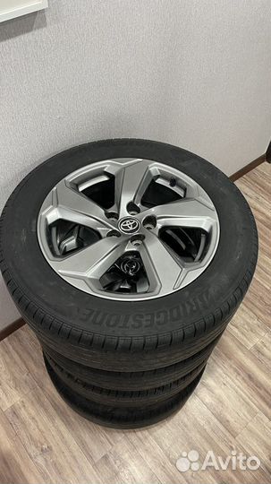 Колеса Toyota оригинал R18 (Bridgestone 225/60/18)