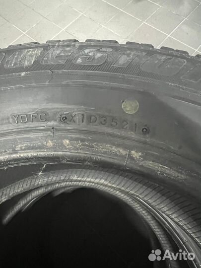 Bridgestone Blizzak Revo GZ 225/60 R17