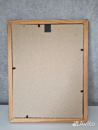 Картина вышитая крестом в рамке