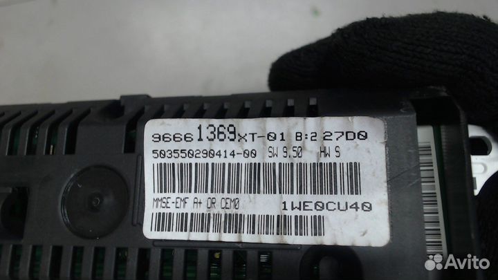 Дисплей компьютера Citroen DS3, 2010