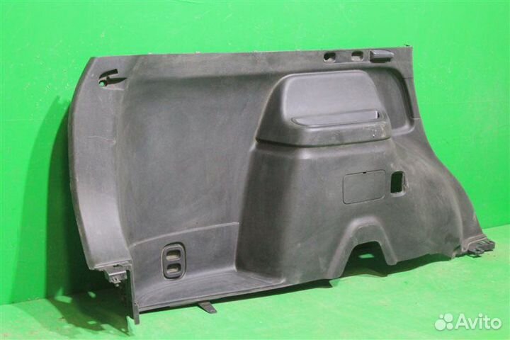 Обшивка багажника левая Mitsubishi Outlander 3