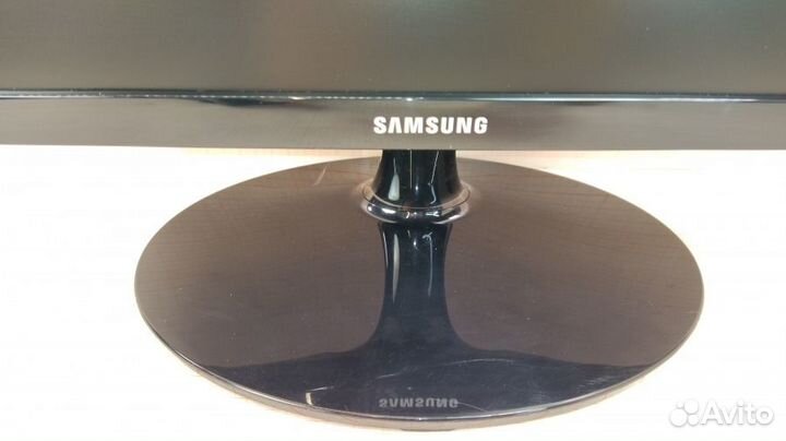 Монитор б/у 21.5