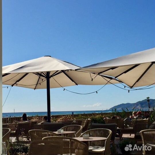 Зонт летний на центральной опоре от солнца и дождя