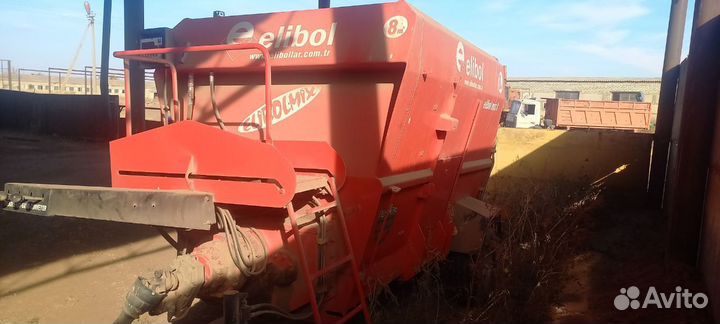 Кормораздатчик Elibol EMT-8, 2015