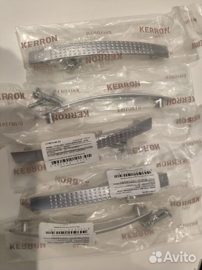 Ручка-скоба 96 мм матовый хром kerron