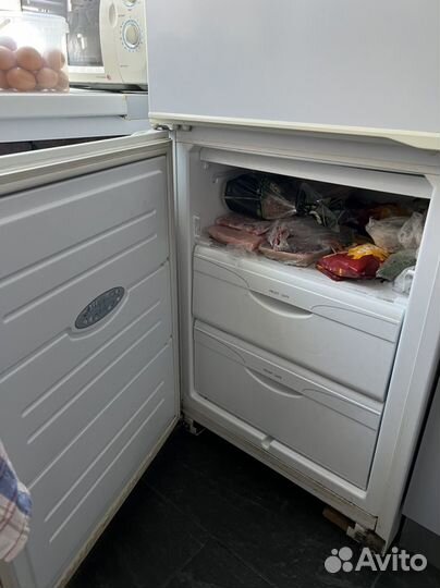 Холодильник бу атлант