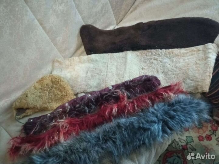 Куски овчины, цигейки, меха