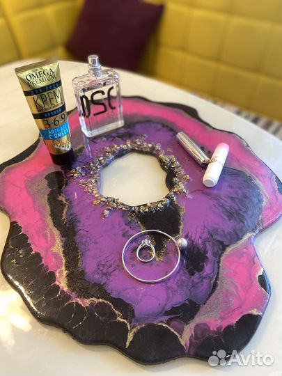 Изделие из эпоксидной смолы