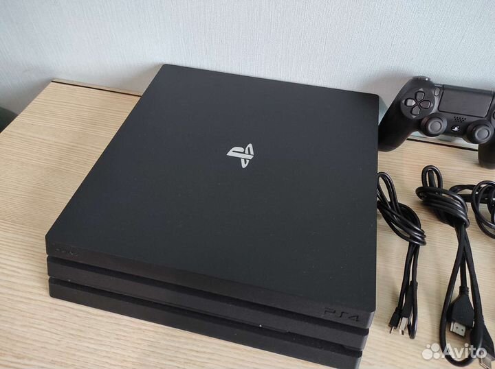 Sony PS4 Pro 1tb 7208 / Игры и подписка Ps plus