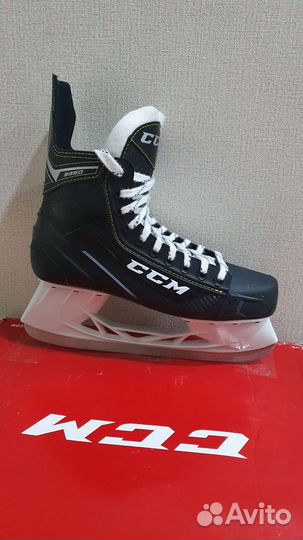 Хоккейные коньки CCM Super Tacks 9350