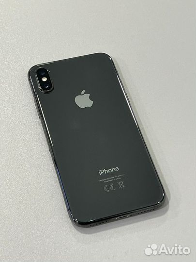 iPhone X, 64 ГБ