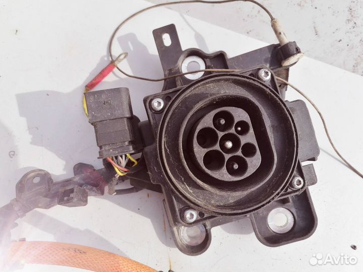 Порт зарядный BMW X5 G05 2020 9429622