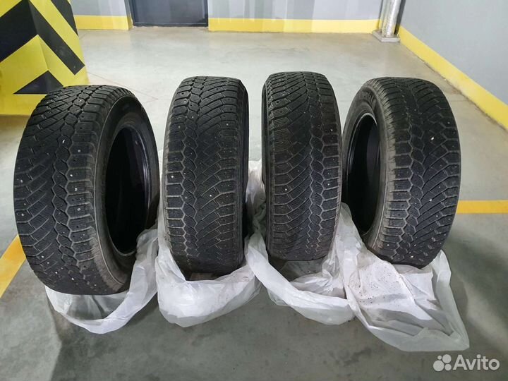 Continental Conti4x4IceContact 225/65 R17 102T