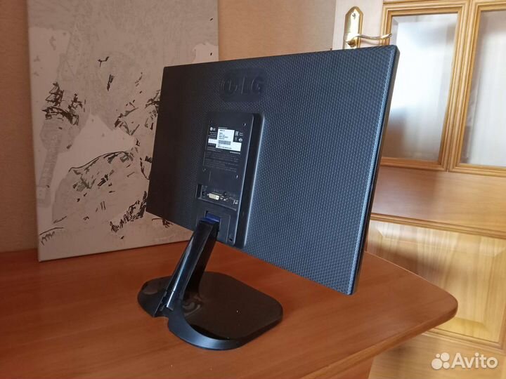 Lg монитор '20 1600*900 60гц