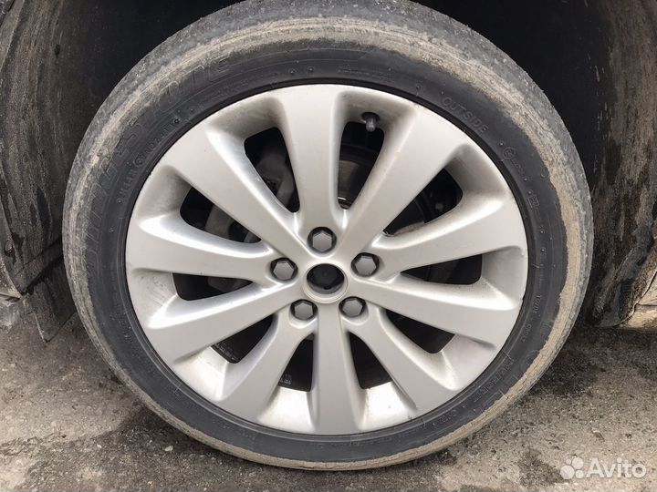 Bridgestone Potenza RE050A 215/50 R17 91W